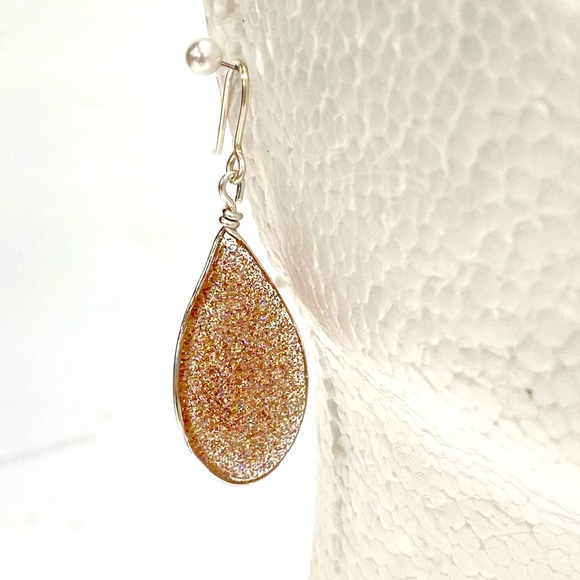 HANDMADE Glitter Resin Art Teardrop Dangle Earrings - Picture 5 of 8